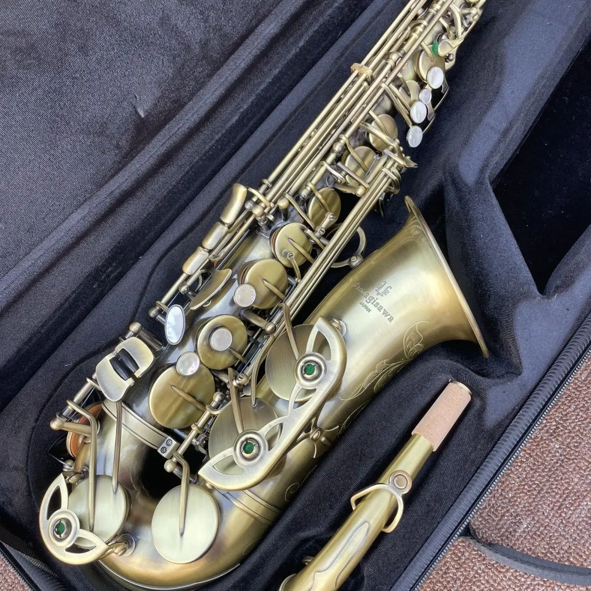 Musical Instrument Japan - Japan W01 Altsaxophon Antik-Kupfer-Optik Es-Flat Professionelles