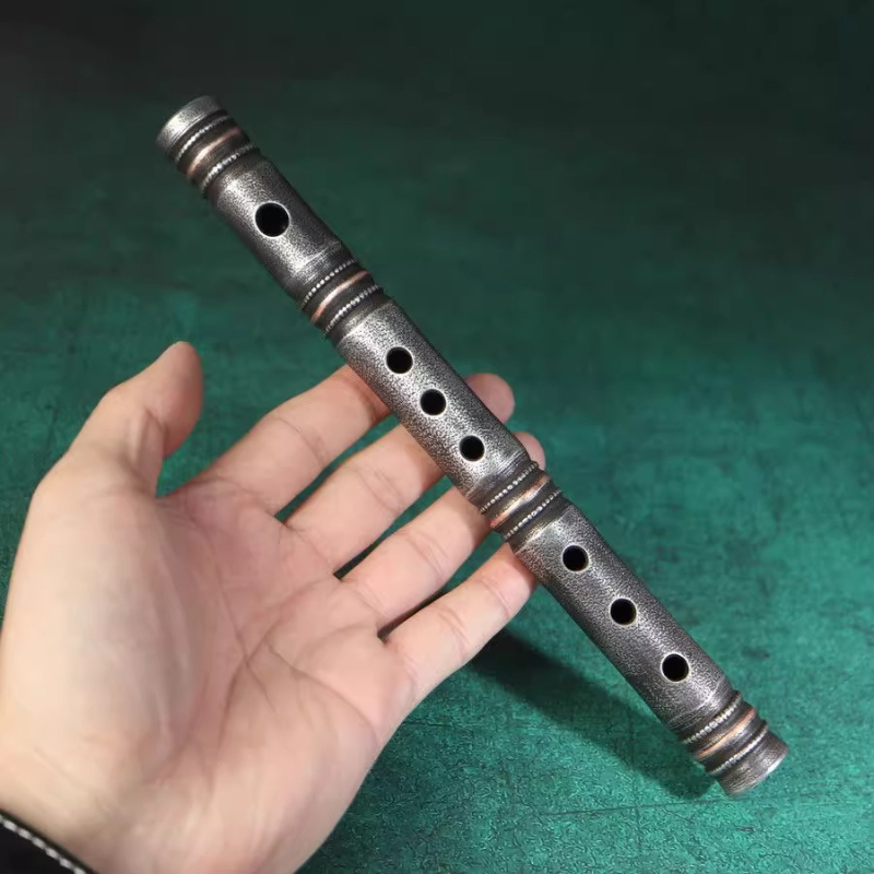Traditionelle Flöte aus Kupfer – Musical Instrument That You Blow Into Bewertung und Preis